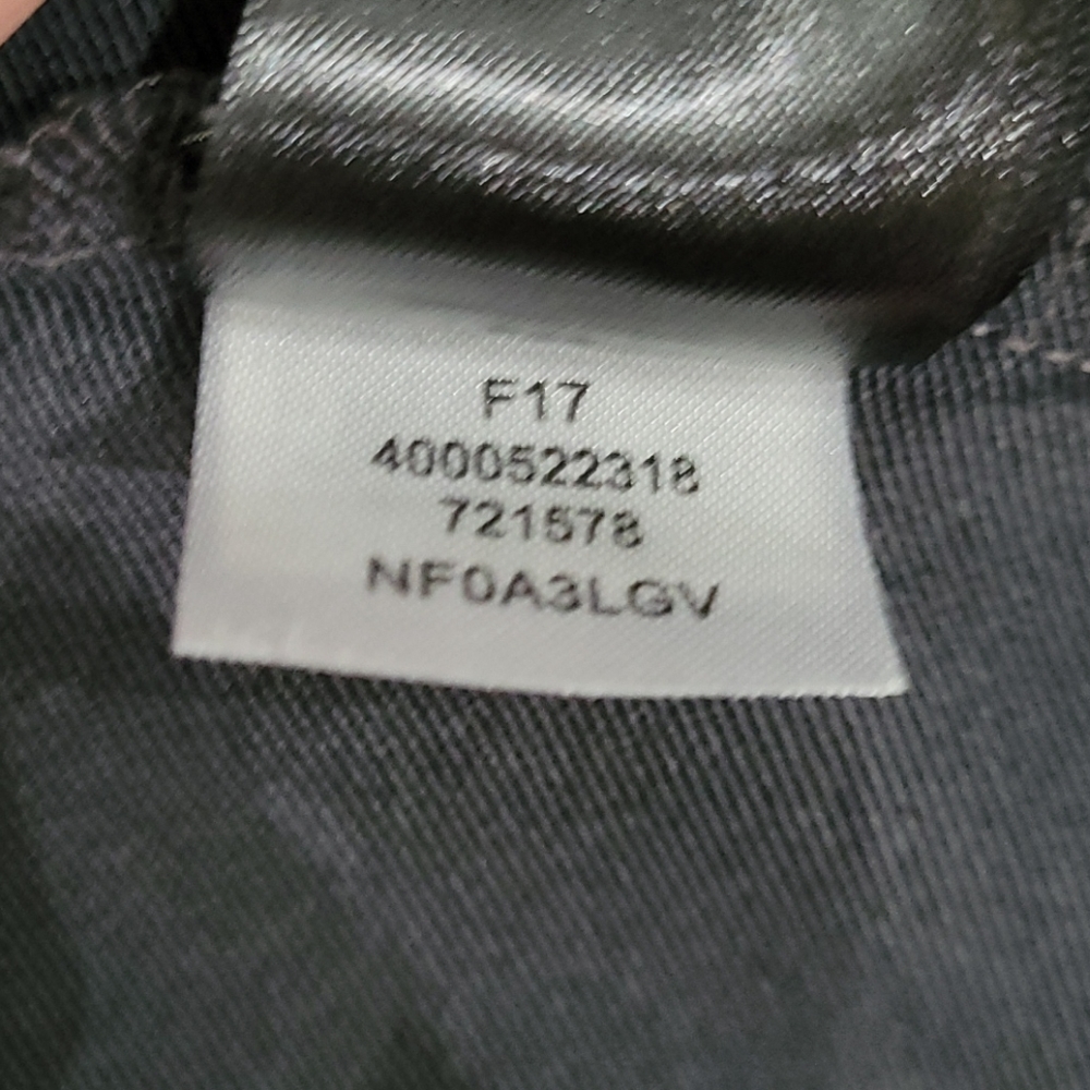 The North Face Windwall Jacket - Picture 12 of 13